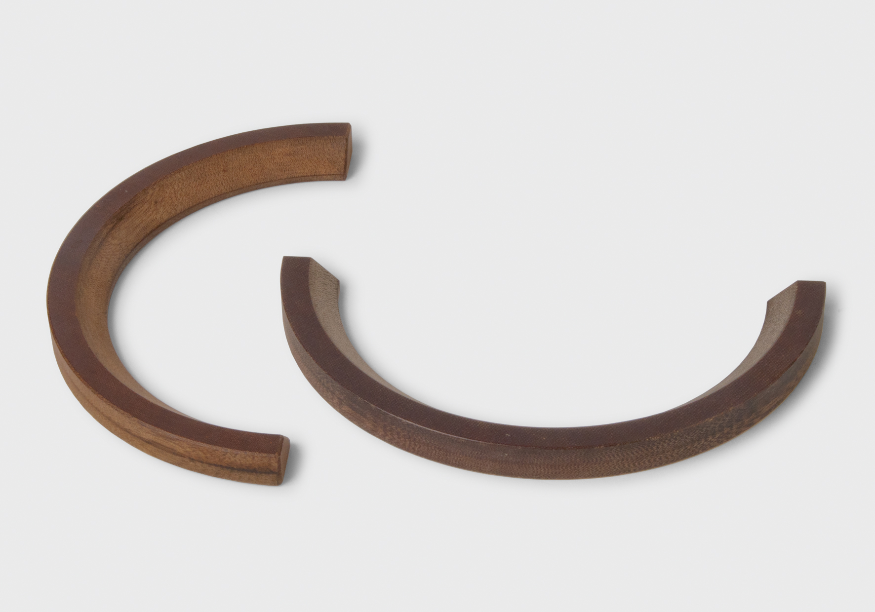 AP01 support, half-rings (2 pcs.)