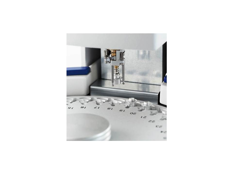 Sample robot complete